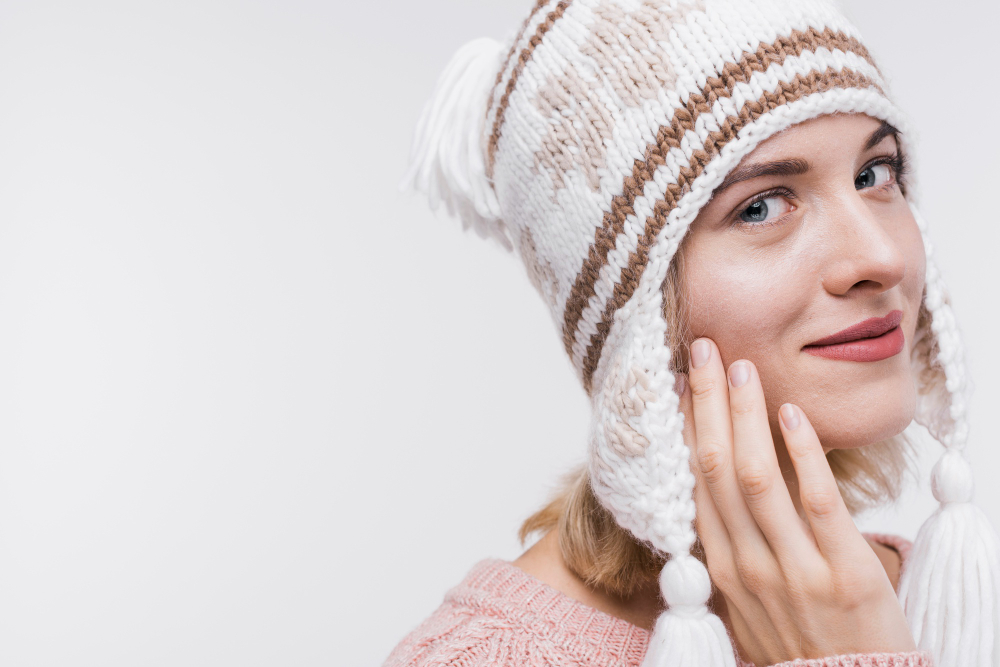 How to Take Care of Skin in Winter Naturally by TheAPKNews.Shop Health & Beauty